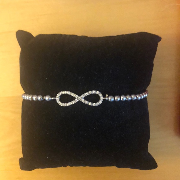 Infinity bracelet - Picture 1 of 1
